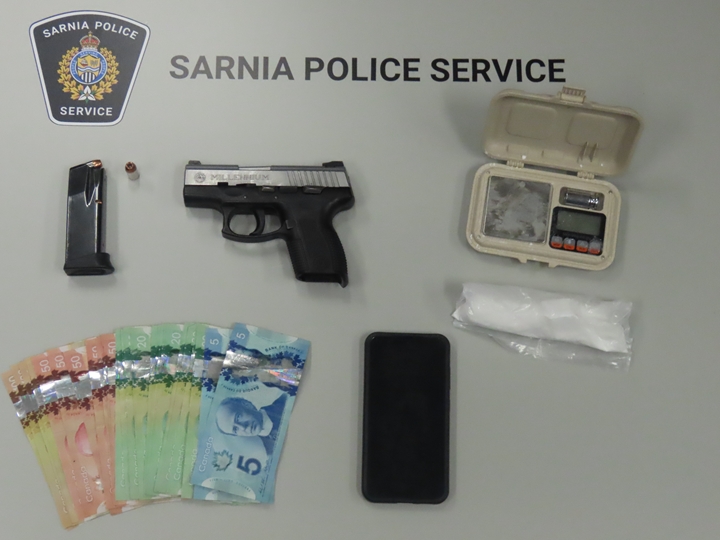Sarnia Police Arrest Two Suspects, Seize Firearms and Drugs in High-Risk Traffic Stop